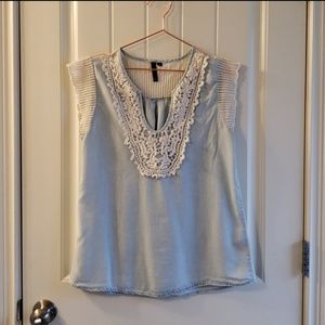 Derek Heart | Chambray Top With Crochet Lace